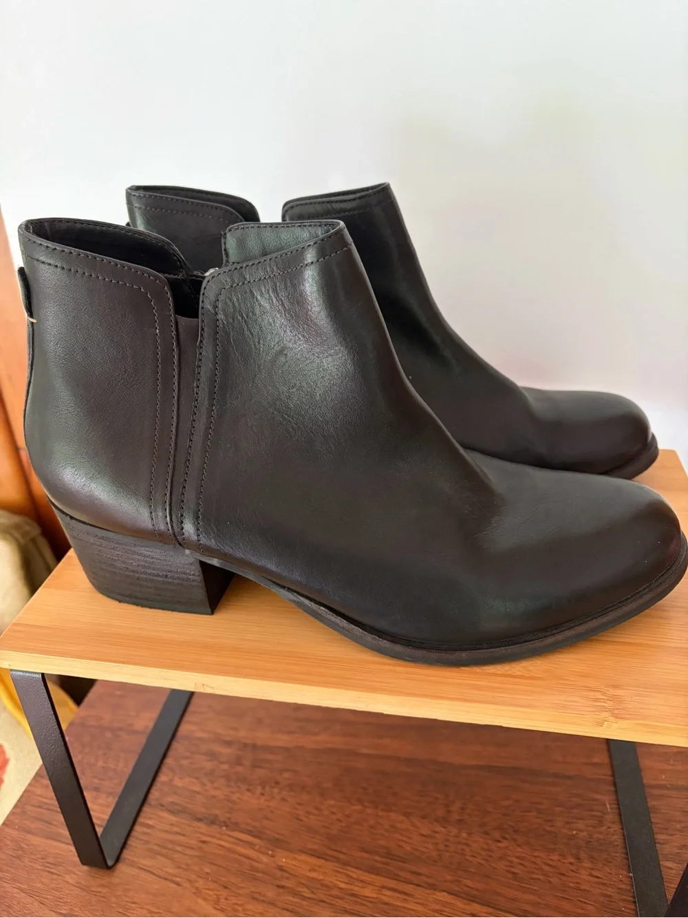 Clarks Maypearl Ramie Black Leather Ankle Booties Low Block Heel Size Zips 8.5M